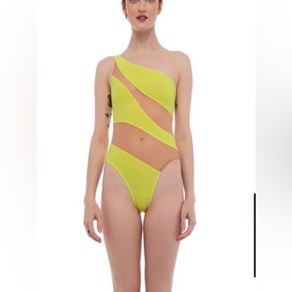 Norma Kamali snake mesh mio in color star fruit